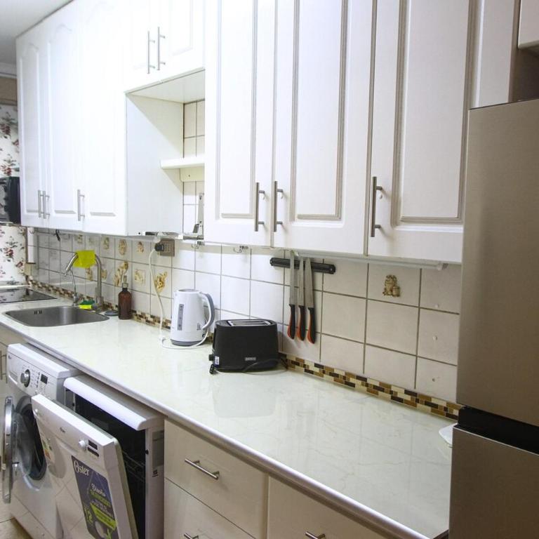 3-room apartment steps from Los Dominicos - Three-Bedroom Apartment - 9