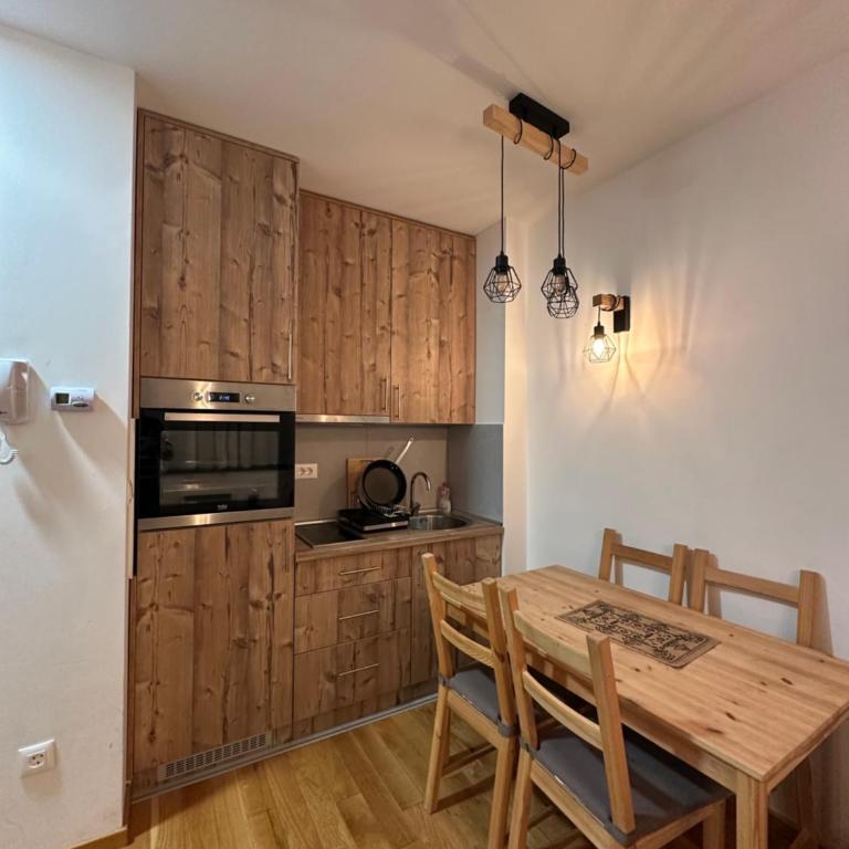 Avala Terrace & Pool View, Titova Vila Zlatibor - One-Bedroom Apartment - 23