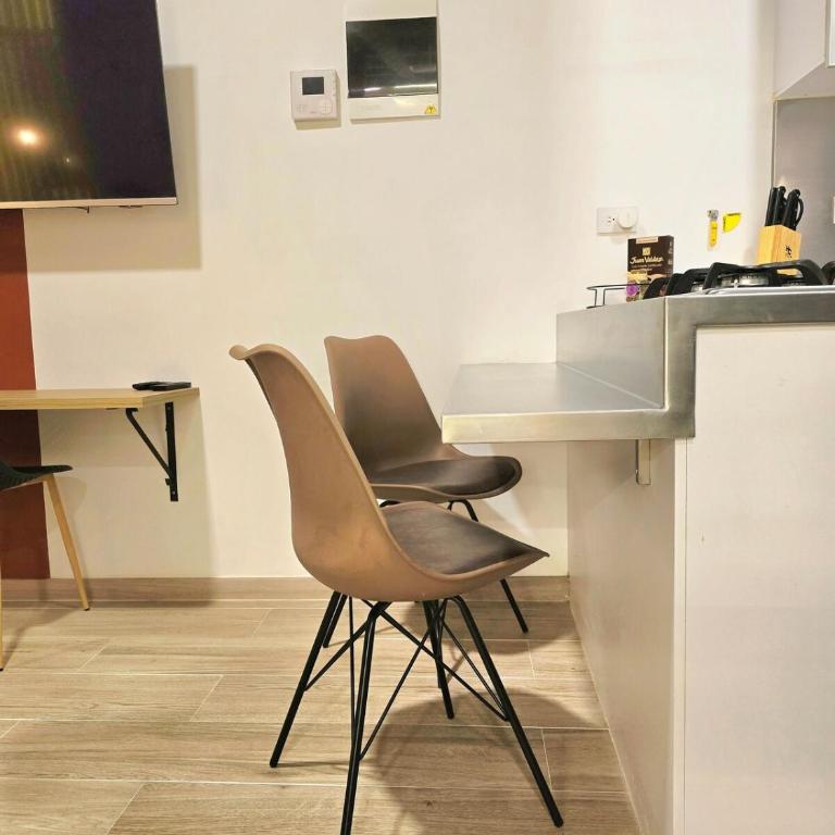 Hermoso Apartaestudio Laureles - One-Bedroom Apartment - 10