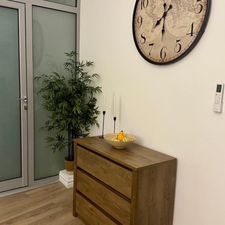 WhiteCity Suite - Two-Bedroom Apartment - 2