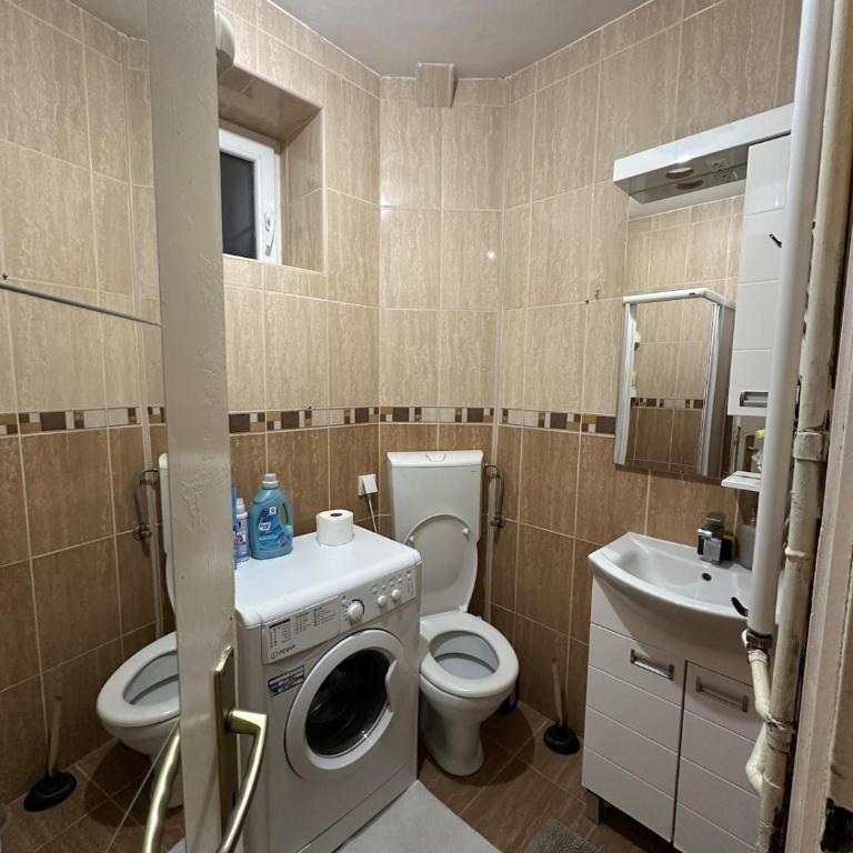 quiet place - One-Bedroom Apartment - 6