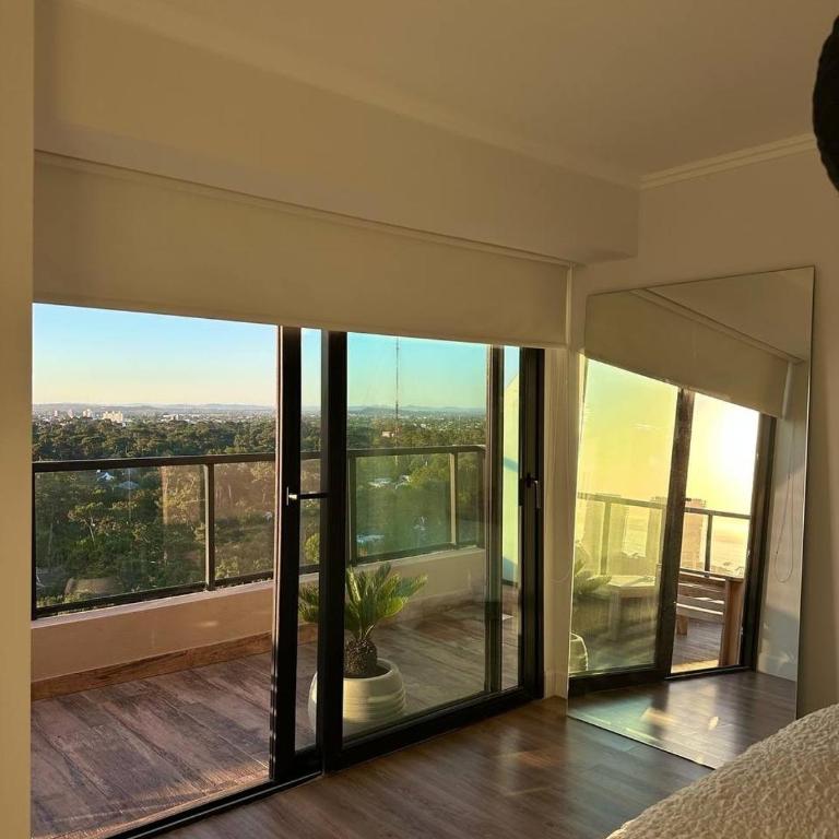 Luxurious new penthouse with ocean views - One-Bedroom Apartment - 16