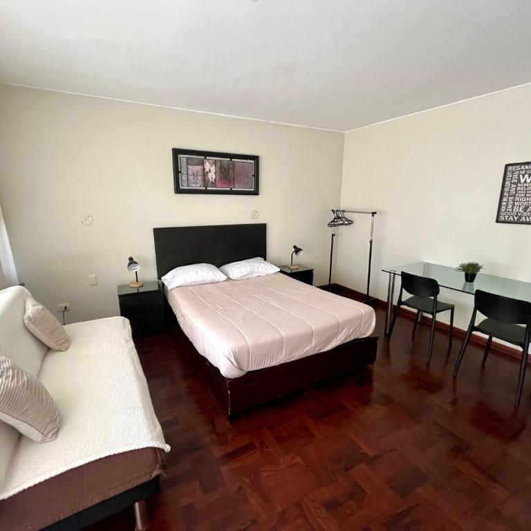 Lima Mini Aparts Monterrico - Cerca Embajada EEUU - Apartamento con balcón - 1