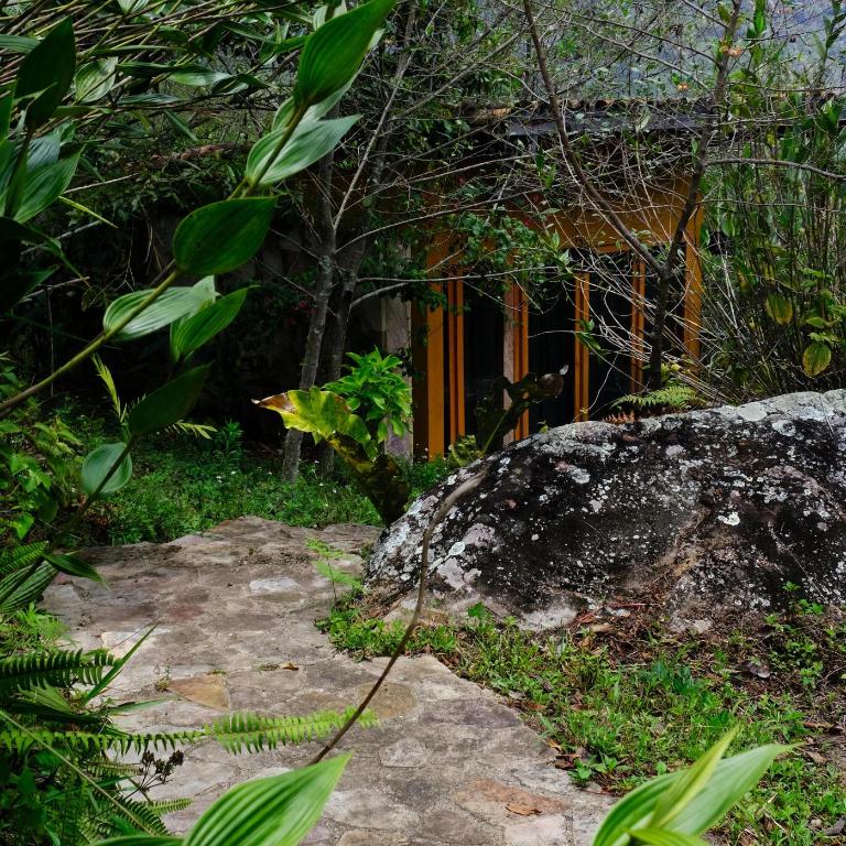 Casa URA - Double or Twin Room with Private Bathroom - 8