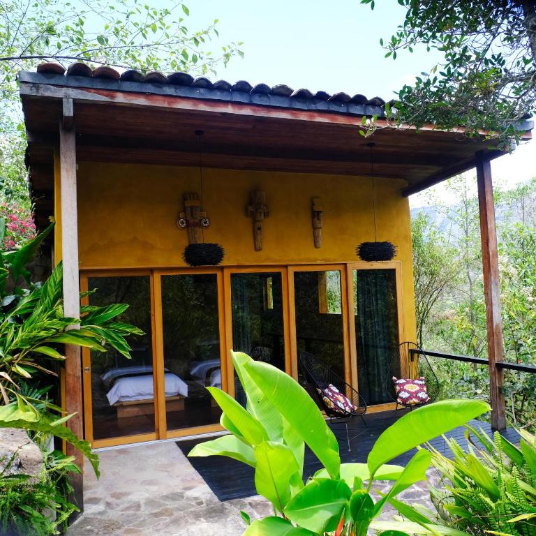 Casa URA - Double or Twin Room with Private Bathroom - 2
