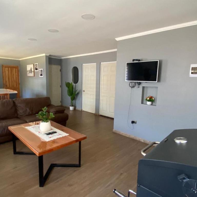 Casa Pichilemu - Three-Bedroom Vacation Home - 6