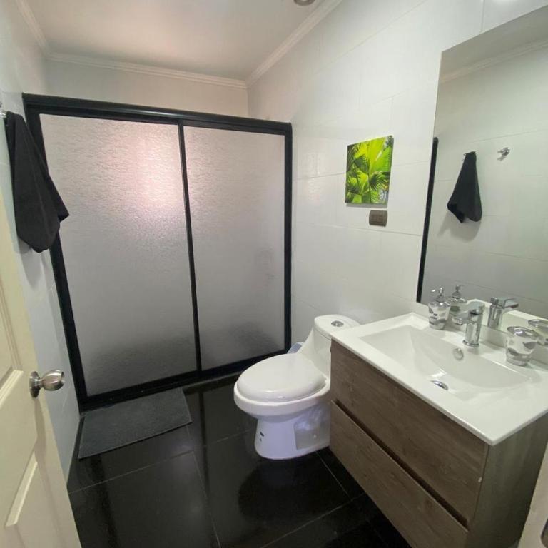Casa Pichilemu - Three-Bedroom Vacation Home - 11