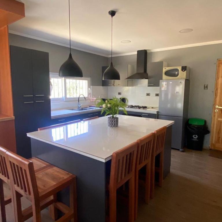 Casa Pichilemu - Three-Bedroom Vacation Home - 4