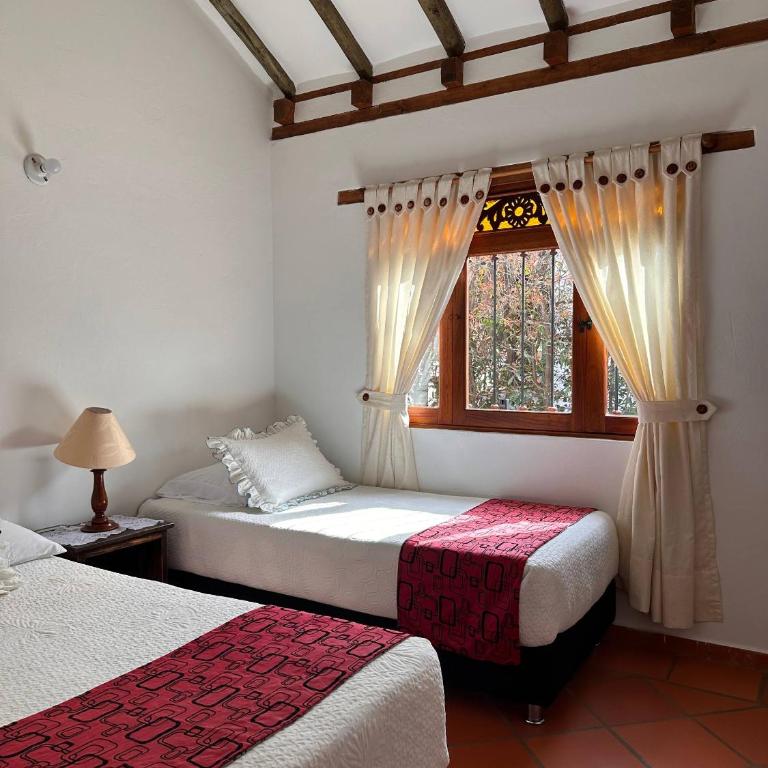 Cabañas Villa Encanto - Casa - 13