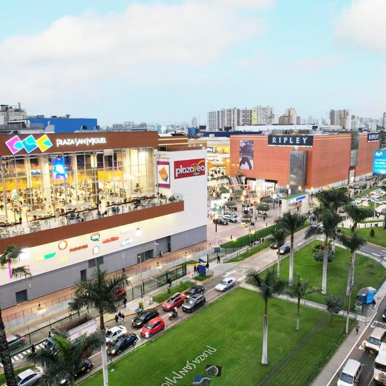 Hermoso y Exclusivo Apartamento en Lima San Miguel - Apartment - 50