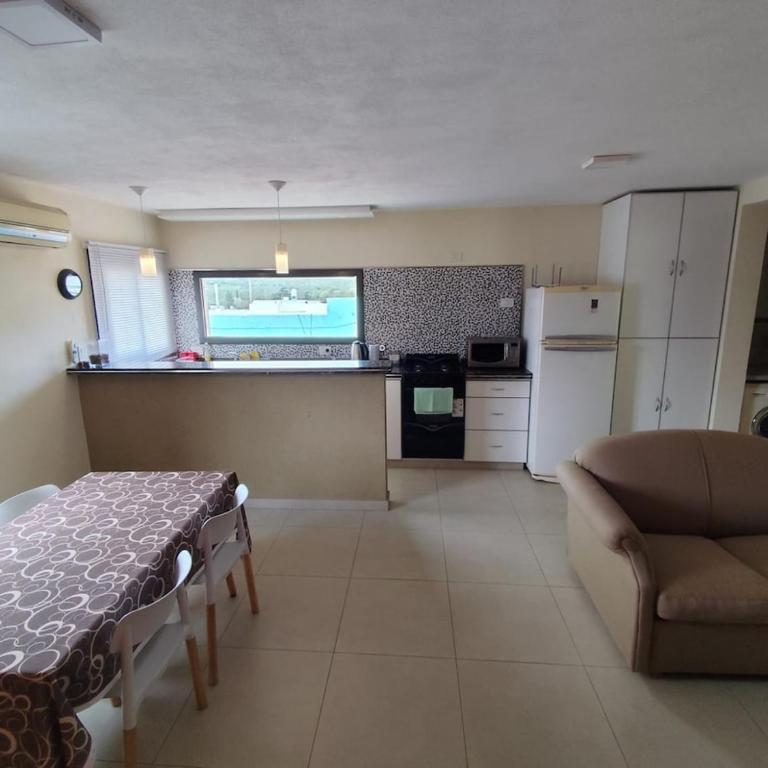 Enrique Primero - One-Bedroom Apartment - 5