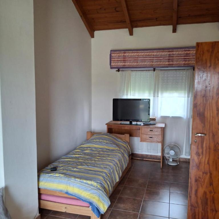 La casa del lago - Three-Bedroom House - 13