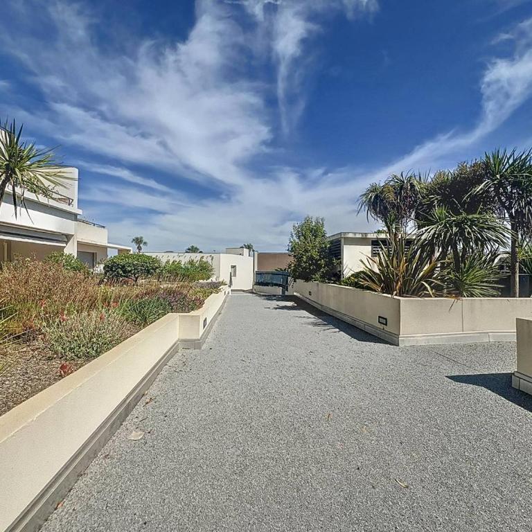 Superbe T2 moderne avec terrasse, climatisation et parking à La Ciotat - FR-1-770-67 - Appartamento - 18