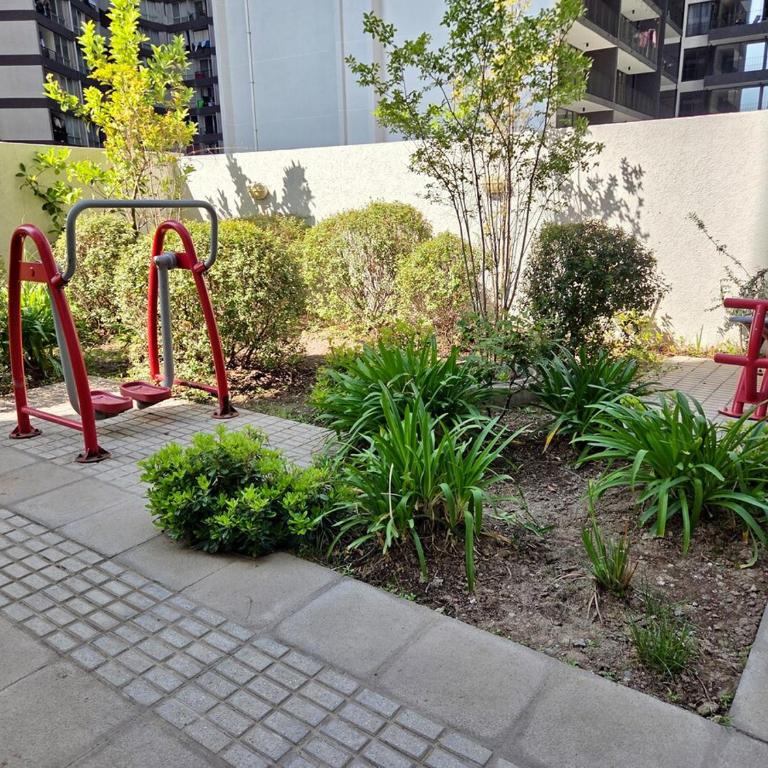 Amplio departamento cercano a metro y ruta 5 - Two-Bedroom Apartment - 29