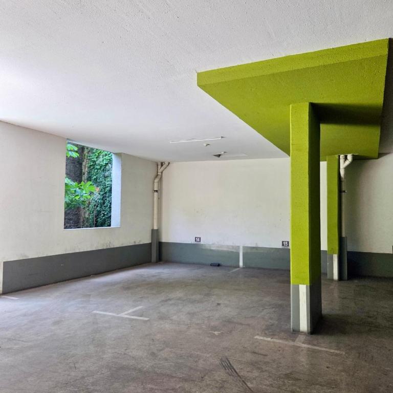 Amplio departamento cercano a metro y ruta 5 - Two-Bedroom Apartment - 34