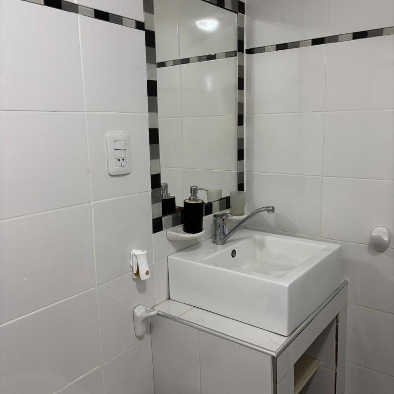 Casa estilo cabaña a 3 cuadras del mar - Casa de 2 dormitorios - 13