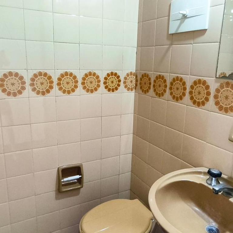 a metros del centro exelente ubicación - Apartamento de 2 dormitorios - 8
