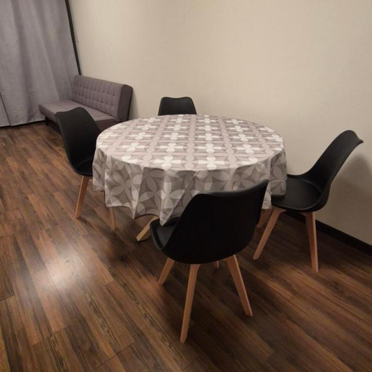 Departamento Torres Huayquique - Three-Bedroom Apartment - 3