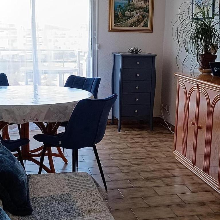 Appartement T2 vue Mer et Port,2 balcons, Parking privé - Apartamento con vistas al mar - 3