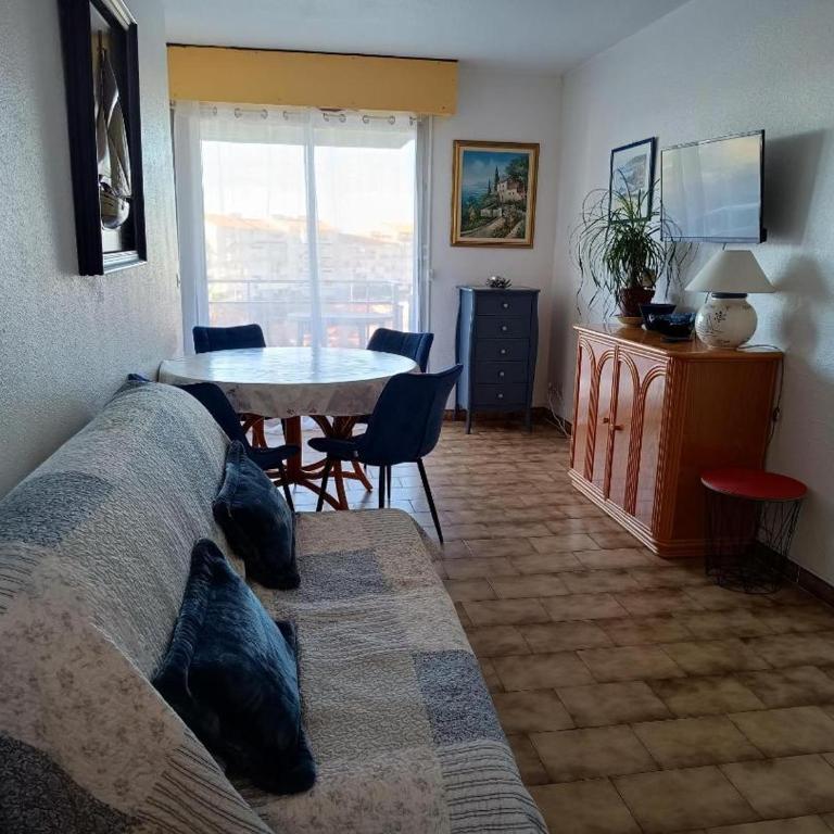Appartement T2 vue Mer et Port,2 balcons, Parking privé - Apartamento con vistas al mar - 25
