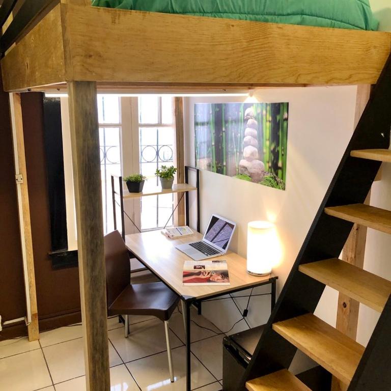 Roomies Hostel - Roma - Single Room with Shared Bathroom - 1