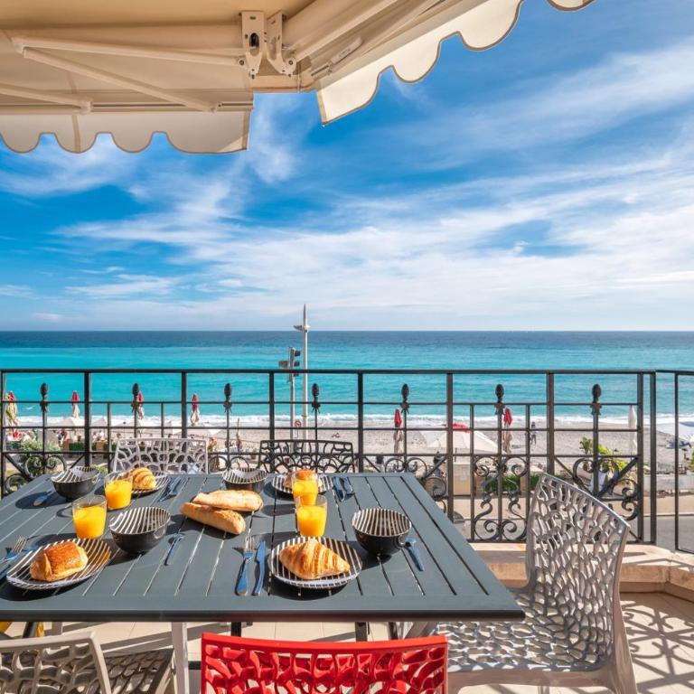 Le COQ Bleu d'Azur- Piscine - Parking - AC -WIFI - Appartement 2 Chambres - 16