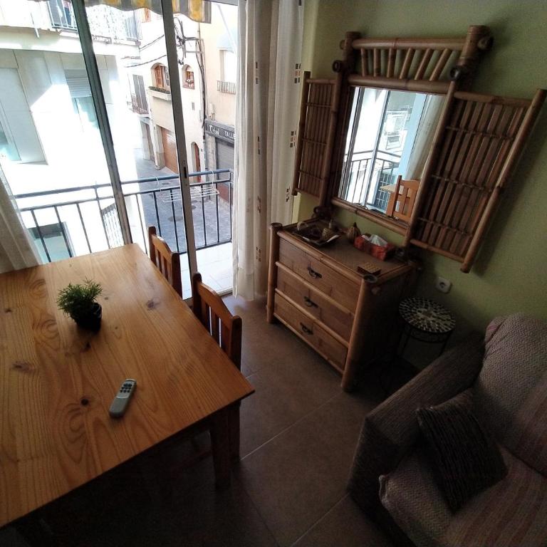 Apartamento en el corazón de Blanes al lado del mar - Apartamento de 1 dormitorio - 2