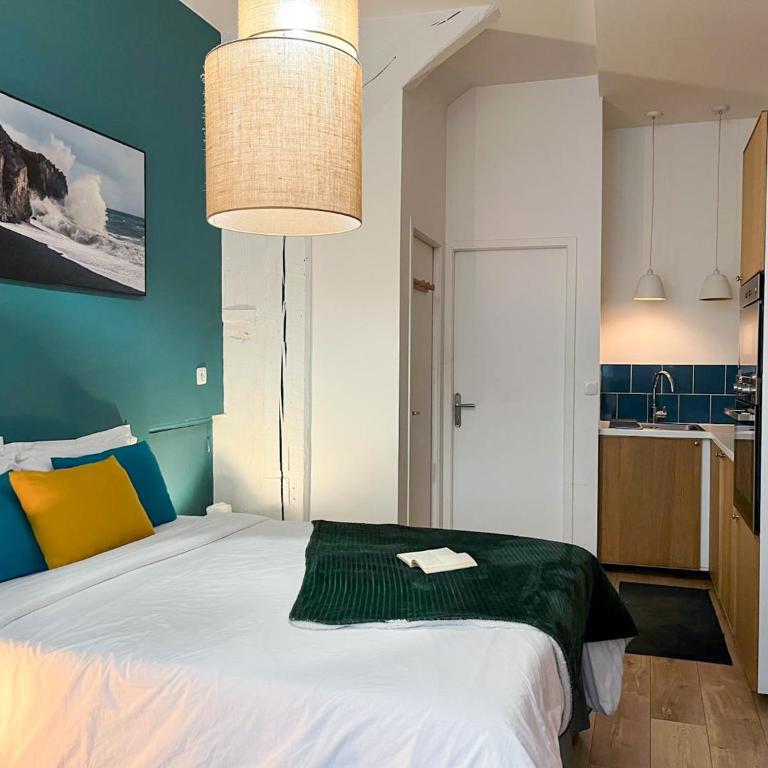 L'Oasidénia - Cocon 2 ch - 2 SdB - 2min de la Gare Rouen - Two-Bedroom Apartment - 4