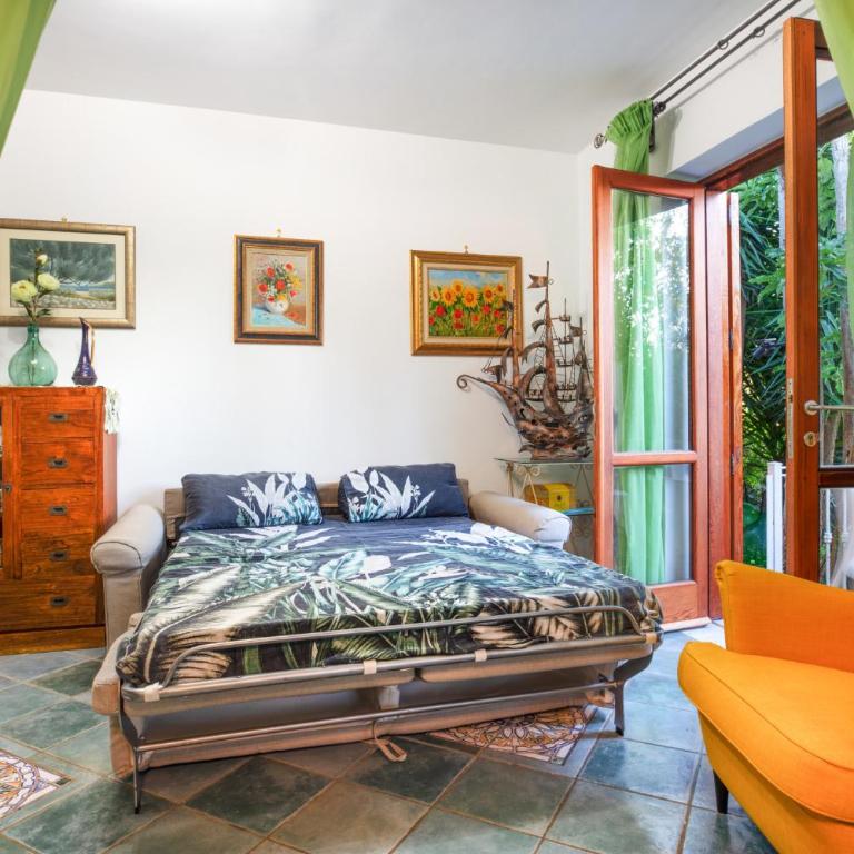 Raggio di Sole - Two-Bedroom House with Private Pool - 62