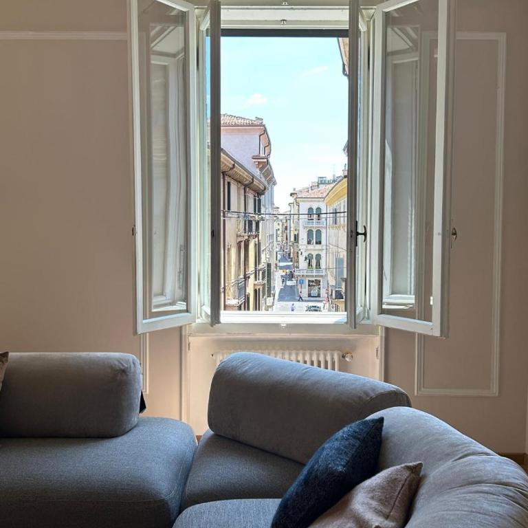 Dimora San Bonifacio - Verona Wine - Three-Bedroom Apartment with Balcony - 32