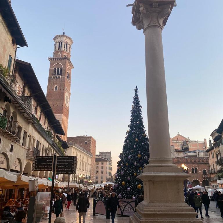 Dimora San Bonifacio - Verona Wine - Three-Bedroom Apartment with Balcony - 46