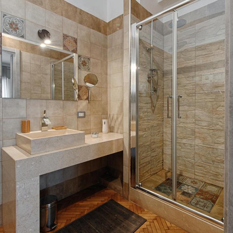 Central Apt with Pool exclusive use - Appartamento con 3 Camere da Letto - 5