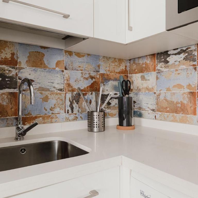 Quiet and comfortable fully renovated apartment - Apartamento - 13