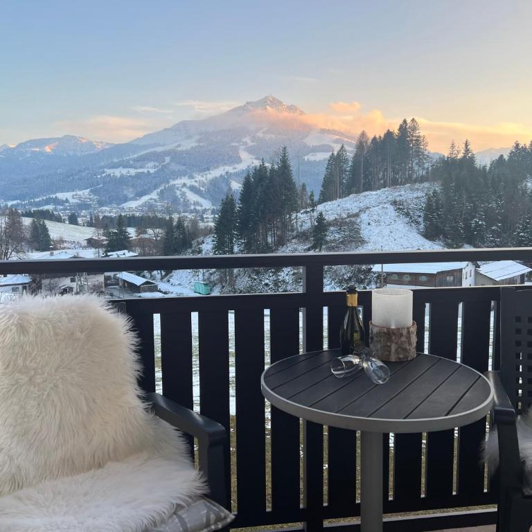 Berghof Haselsberger - Doppelzimmer mit Bergblick - 8