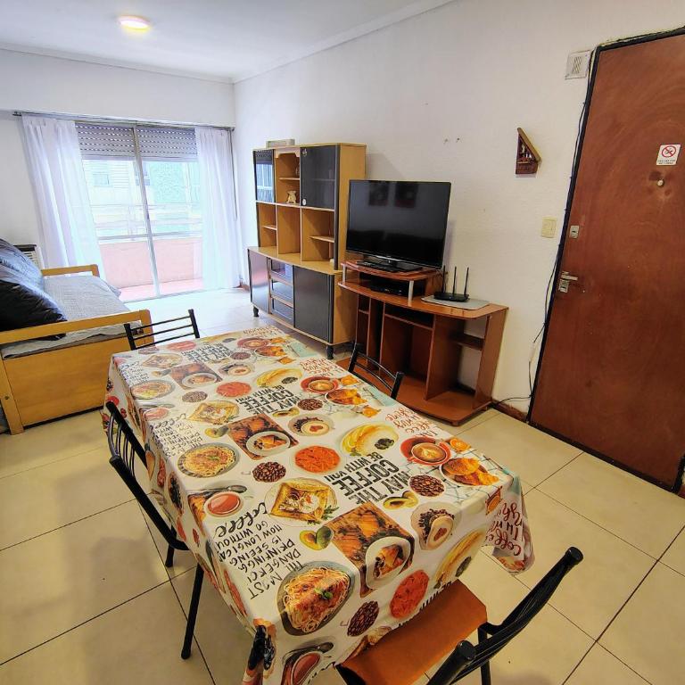 EfDepartamentos Plaza Colon con balcón a la calle y Cochera para auto - Apartamento de 1 dormitorio - 22