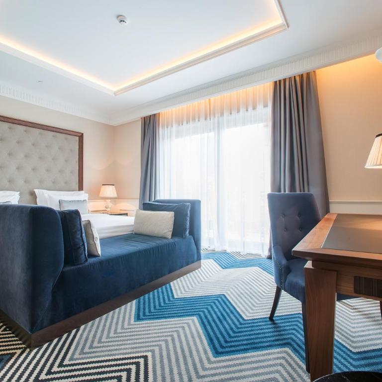 Boutique Hotel La Roche - Prestige Double Room with Mountain View - 1