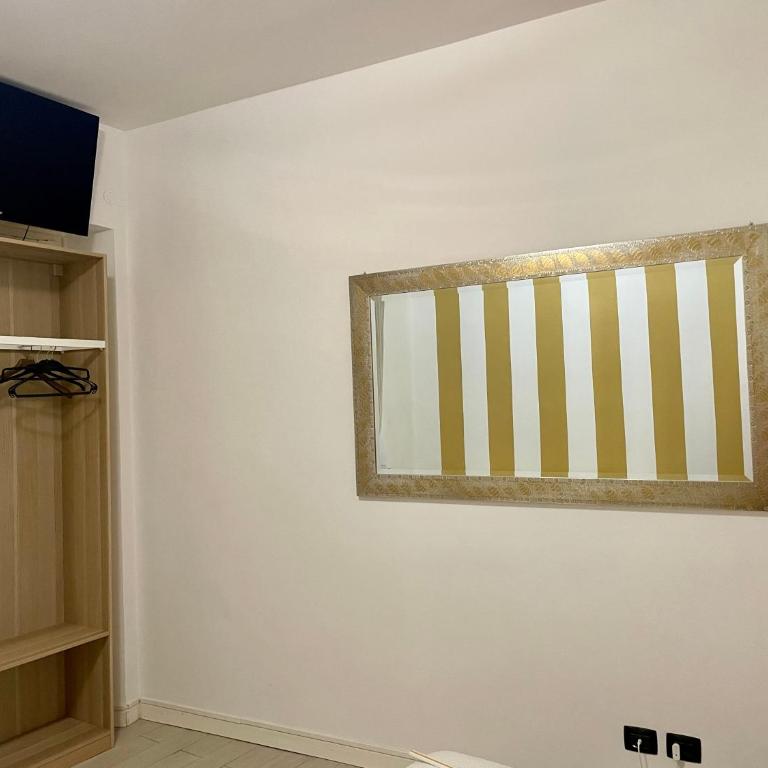 Domus Pellicciai - Standard Double Room with Shared Bathroom - 11