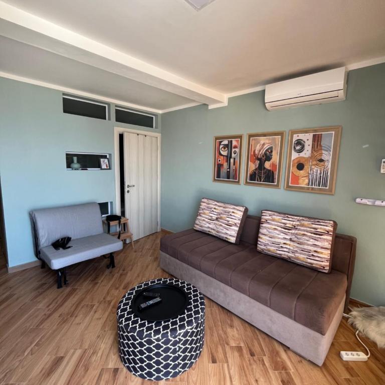 Cherry - Two-Bedroom Apartment - 2