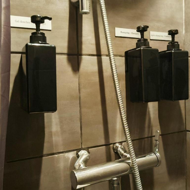 Studio centre historique 200 m de la mairie - Climatisé - Studio Deluxe - 24