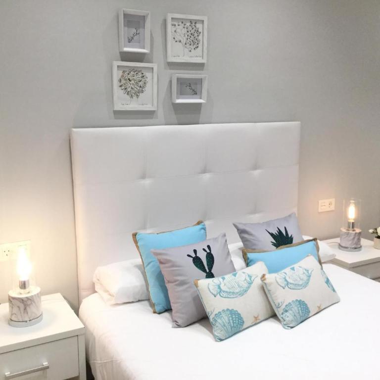 Amplio y Confortable en el Casco Viejo con Parking Privado - Two-Bedroom Apartment - 7
