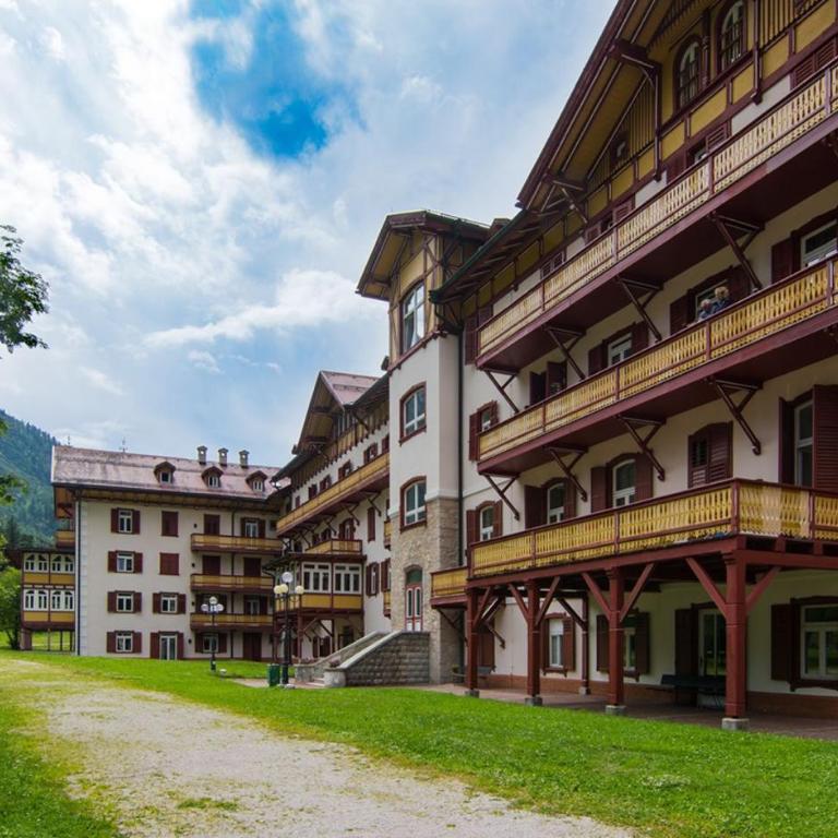Chalet con vista villaggio ploner - Monolocale con Terrazza - 17