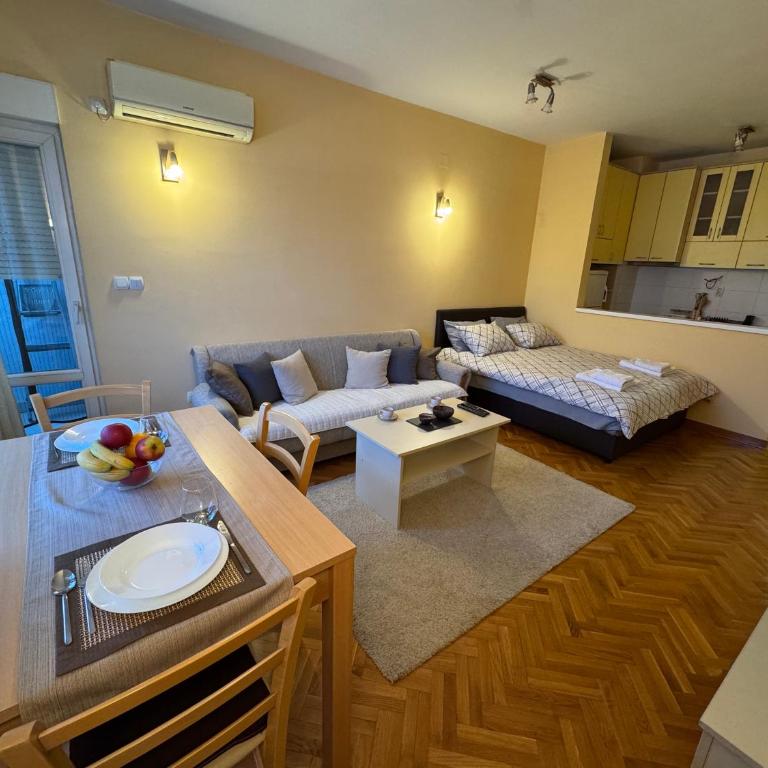 Apartment 63 - One-Bedroom Apartment - 1