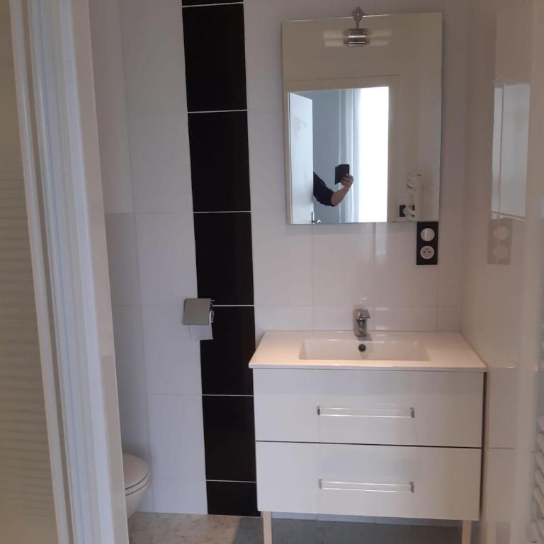 Beau studio rénové proche gare - 6 - One-Bedroom Apartment - 7