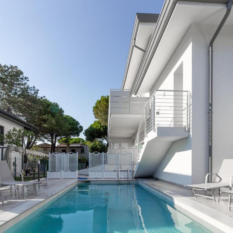 Modern apartment with shared pool - Appartamento - 10
