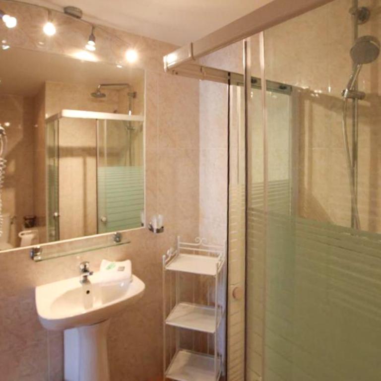 Hôtel Villa Maya - Golfe de Saint-Tropez - Habitación Cuádruple Confort - 5