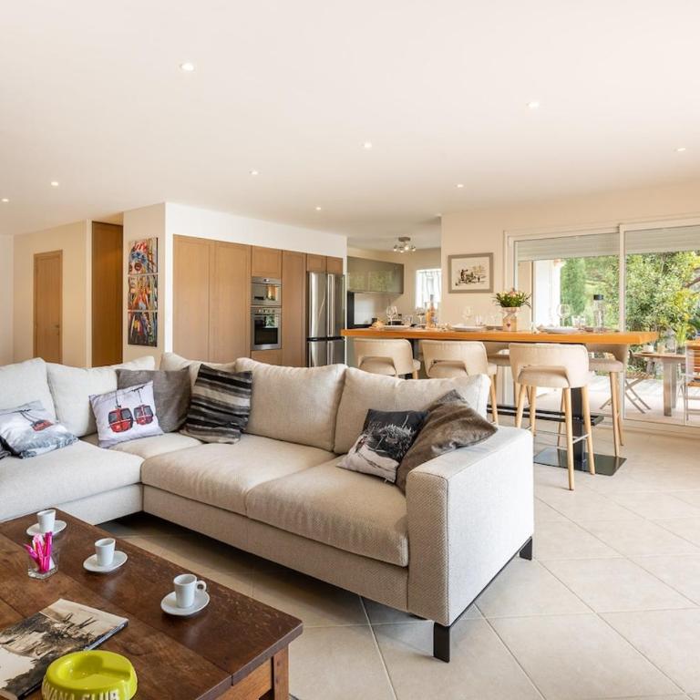 Villa Du Pin 4 with swimming pool and landscaped garden - Villa - 21