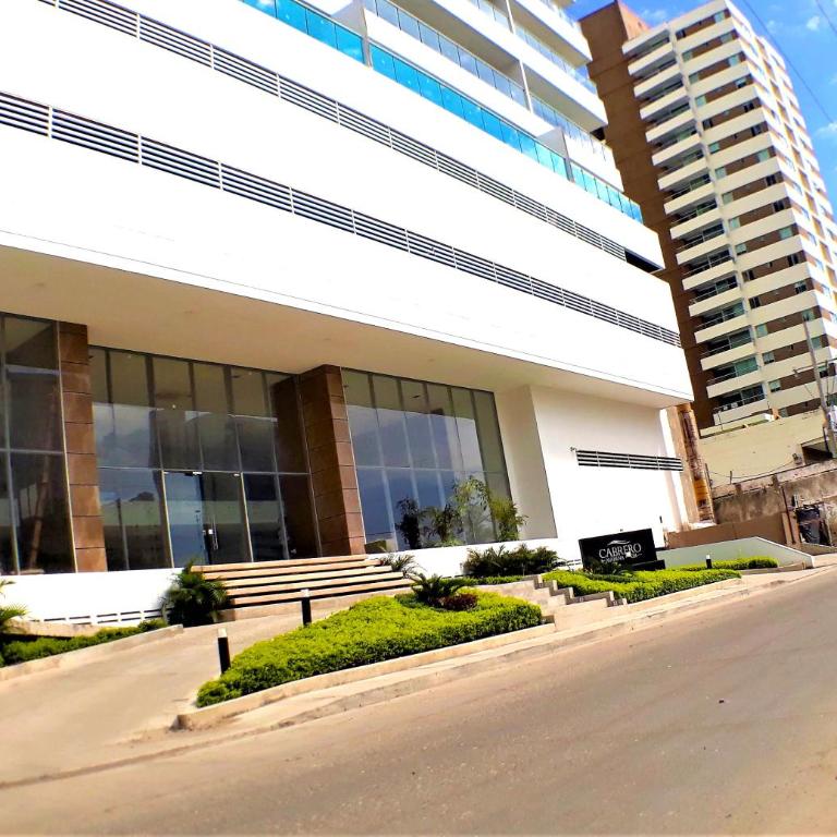 Apartamento moderno 2BD 2BA con terraza, Cerca del Mar y Centro 6 - Apartamento de 2 dormitorios - 14