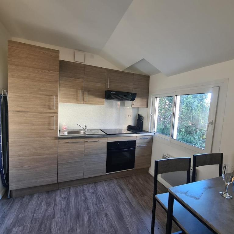 Longère au coeur de Reims complètement rénovée - Apartment mit 2 Schlafzimmern und Gartenblick - 33