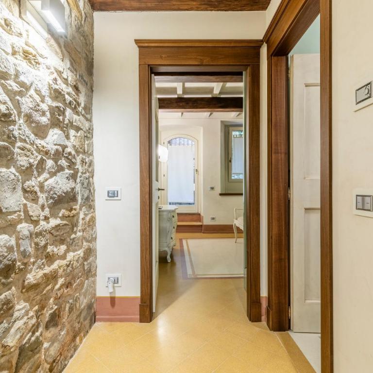 2 minuti dal Duomo - Parcheggio free a 3 minuti - Appartamento con 1 Camera da Letto - 2