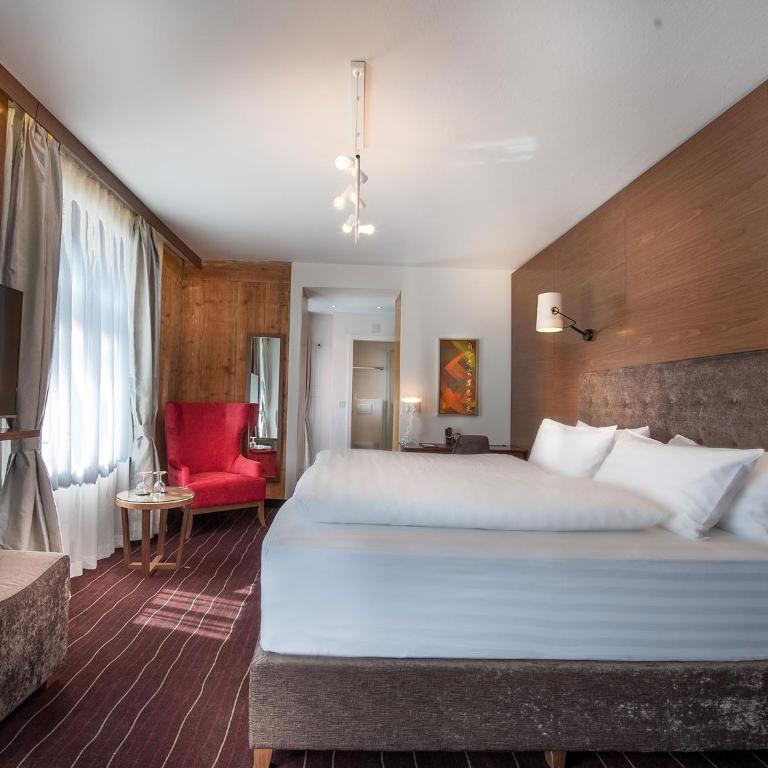 arthausHOTEL - Premium Doppelzimmer mit Balkon - 18